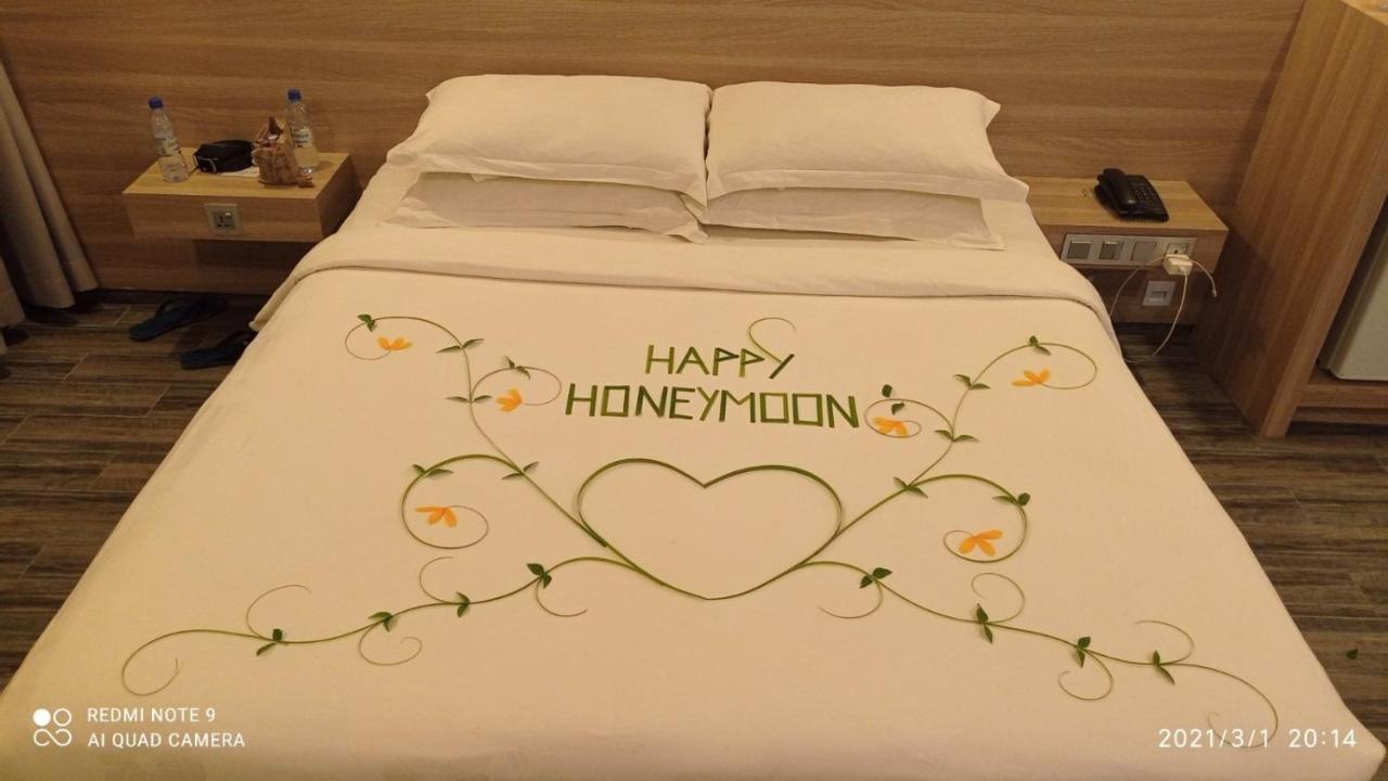 Kaani Grand Seaview Hotel Maafushi Exterior foto
