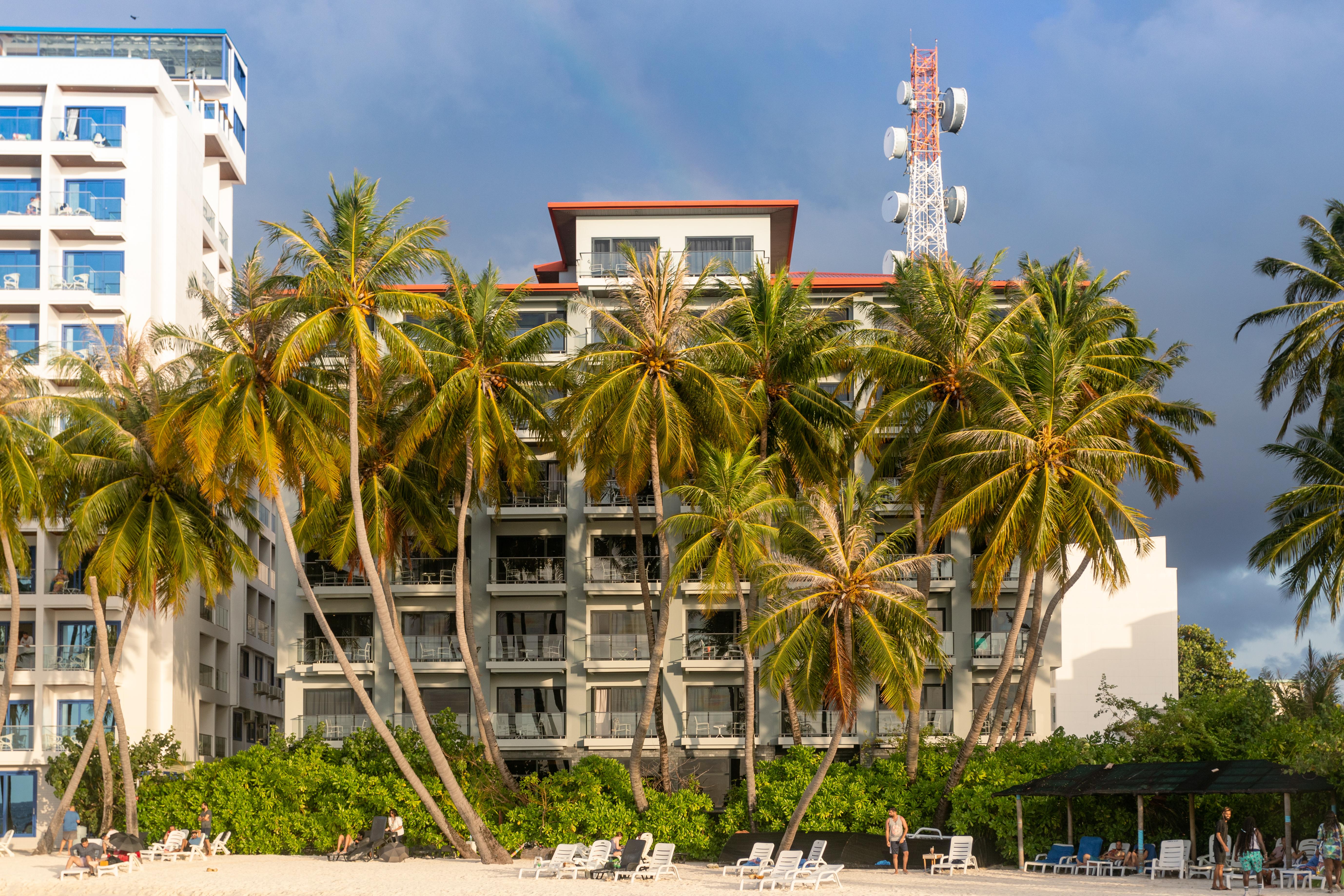 Kaani Grand Seaview Hotel Maafushi Exterior foto