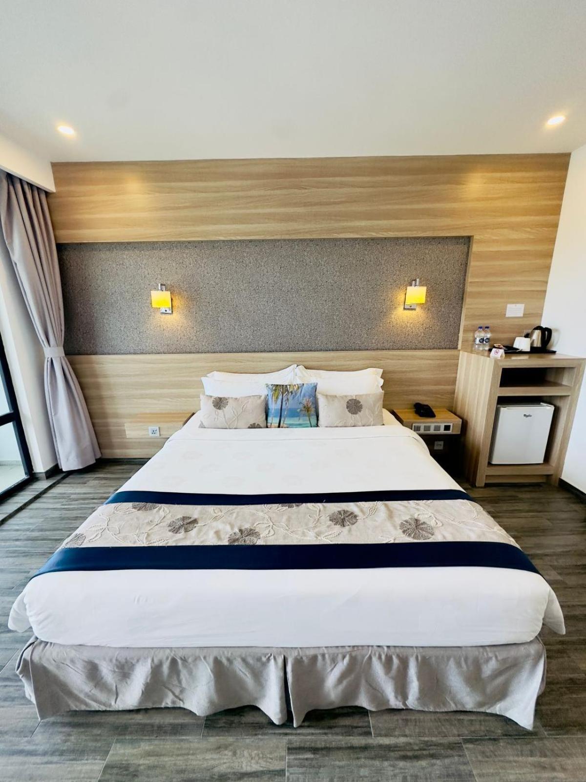 Kaani Grand Seaview Hotel Maafushi Exterior foto