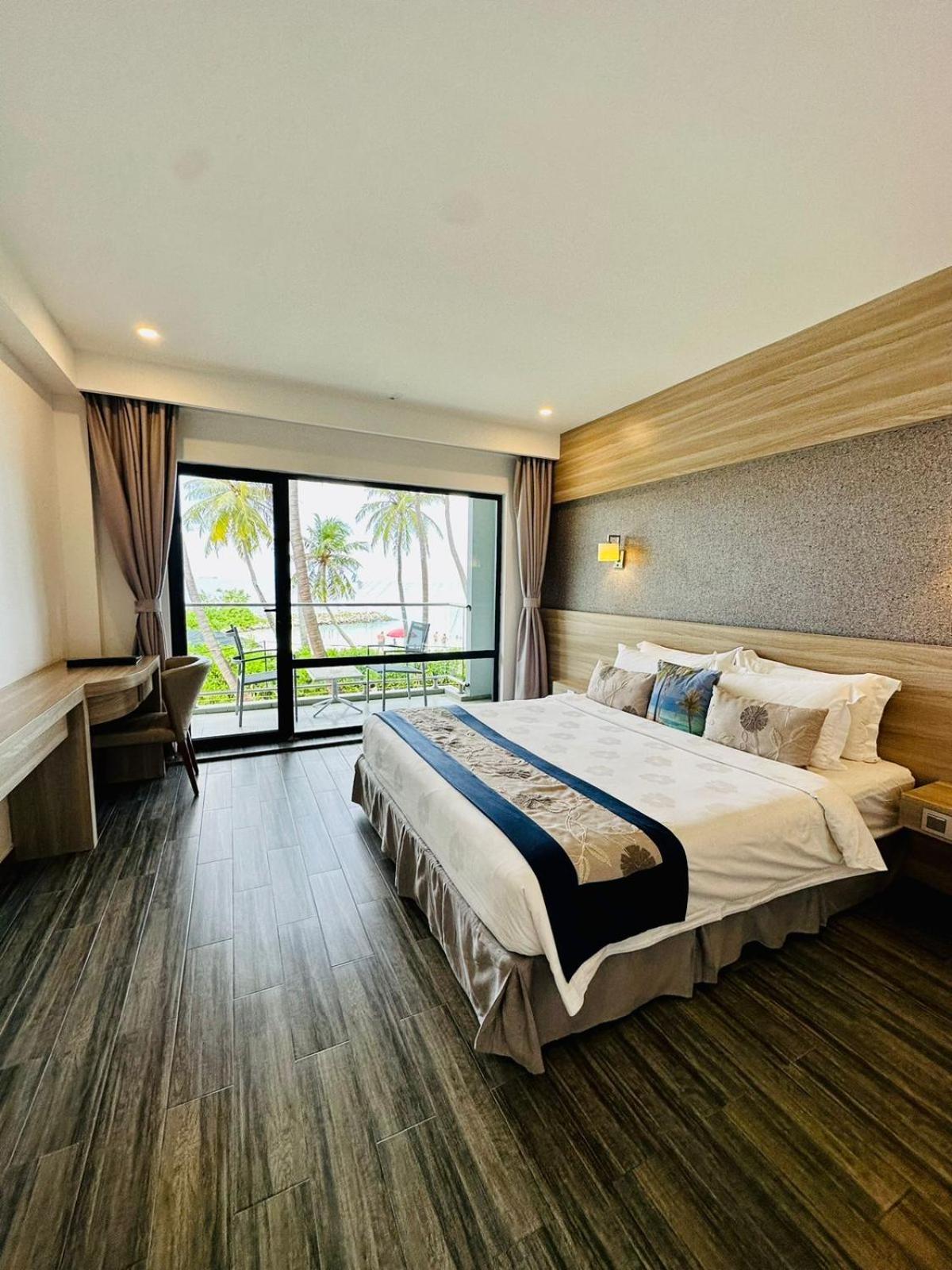 Kaani Grand Seaview Hotel Maafushi Exterior foto