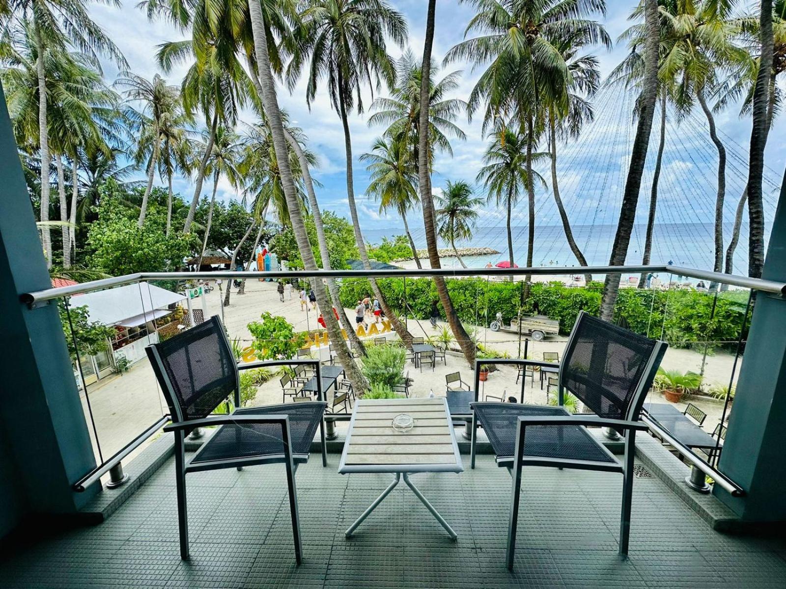 Kaani Grand Seaview Hotel Maafushi Exterior foto