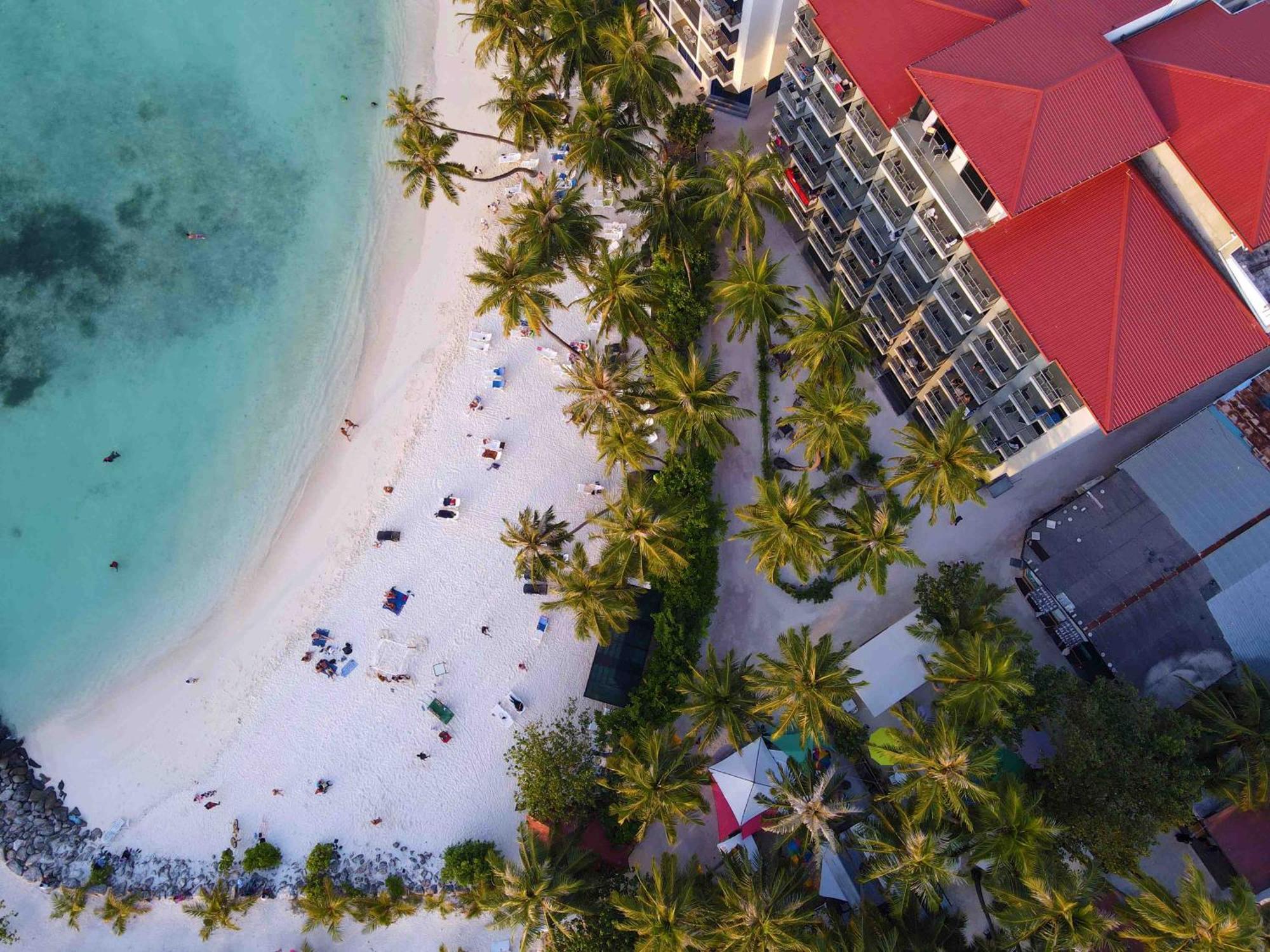 Kaani Grand Seaview Hotel Maafushi Exterior foto