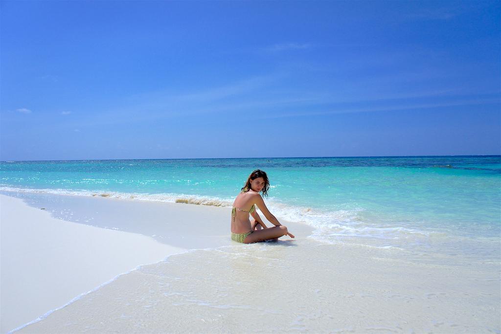 Kaani Grand Seaview Hotel Maafushi Exterior foto